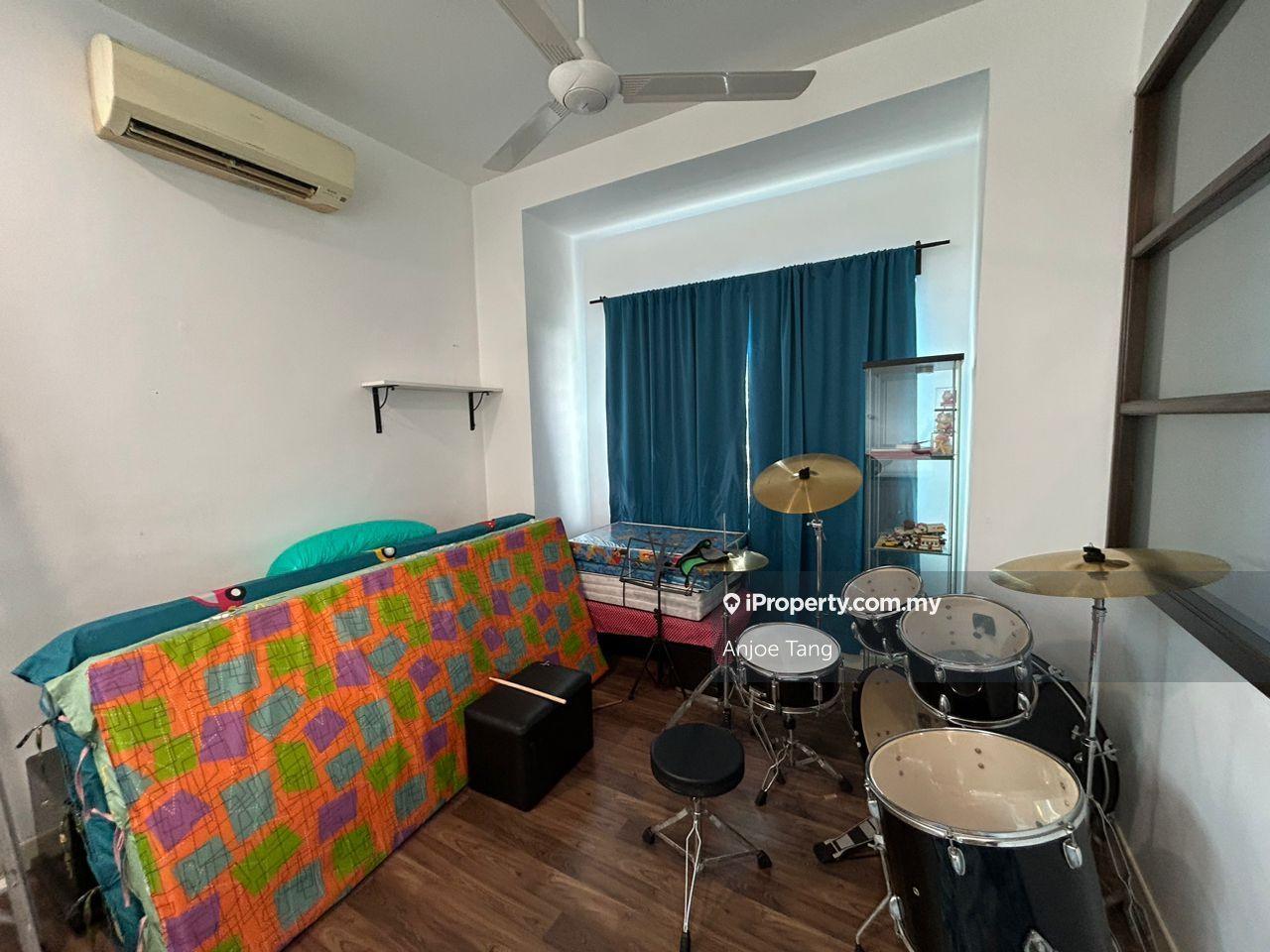 2.5-storey Terraced House for Sale in 2.5 storey Corner with land Canal Gardens, Shah Alam by Anjoe Tang - iProperty.com.my