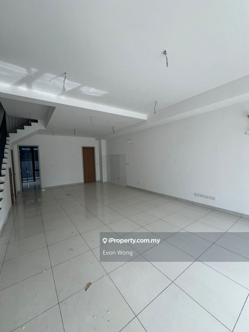 3-storey Terraced House for Sale in Puchong, Selangor by Evon Wong - iProperty.com.my