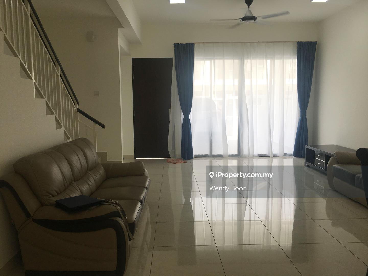 Rumah Berangkai 2 Tingkat untuk Disewa di Diamond City, Semenyih oleh Wendy Boon - iProperty.com.my