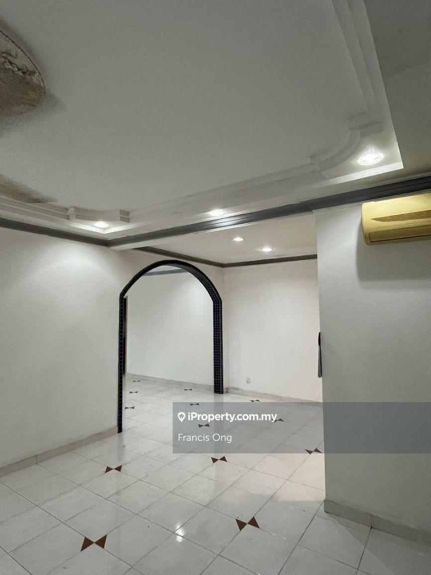 Rumah Berangkai 2 Tingkat untuk Disewa di Taman Bukit Mewah, Kajang oleh Francis Ong - iProperty.com.my