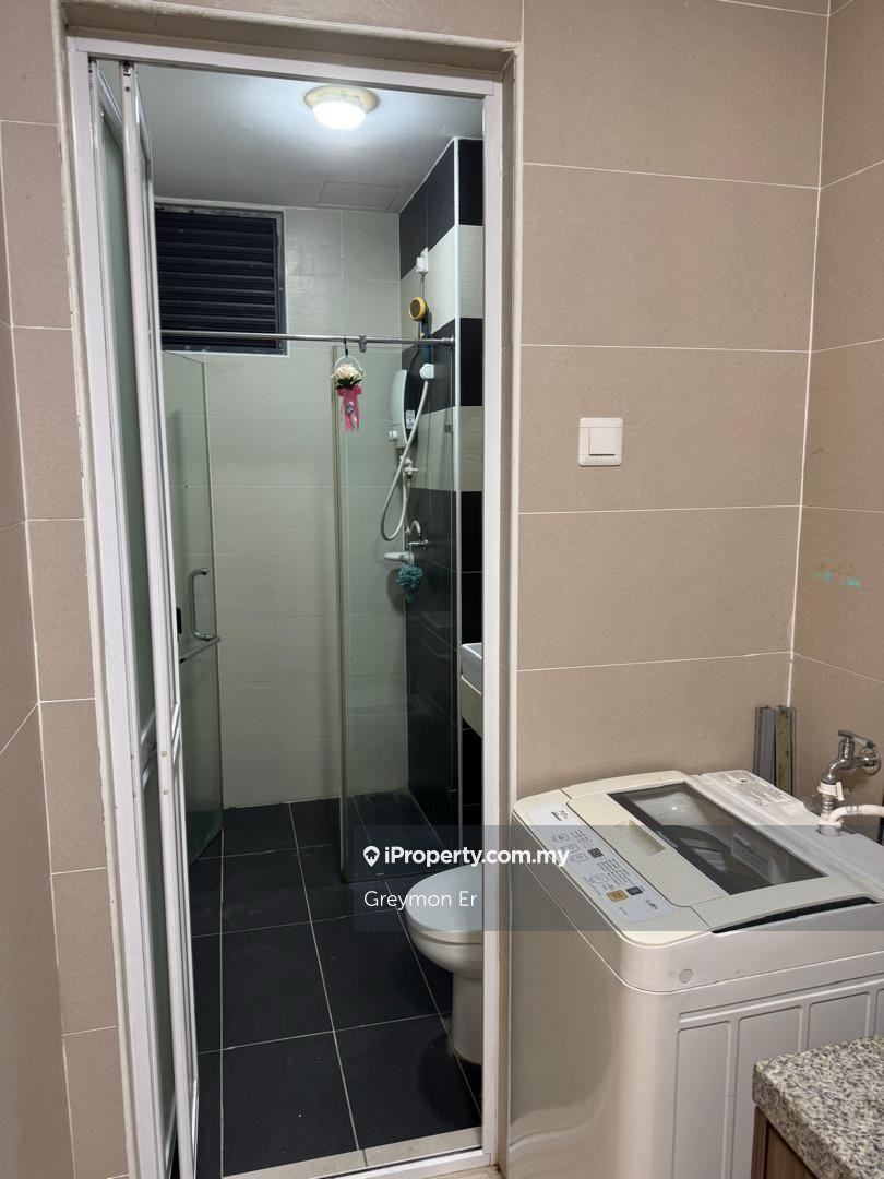 Service Residence for Rent in D'Summit Residences by Greymon Er - iProperty.com.my