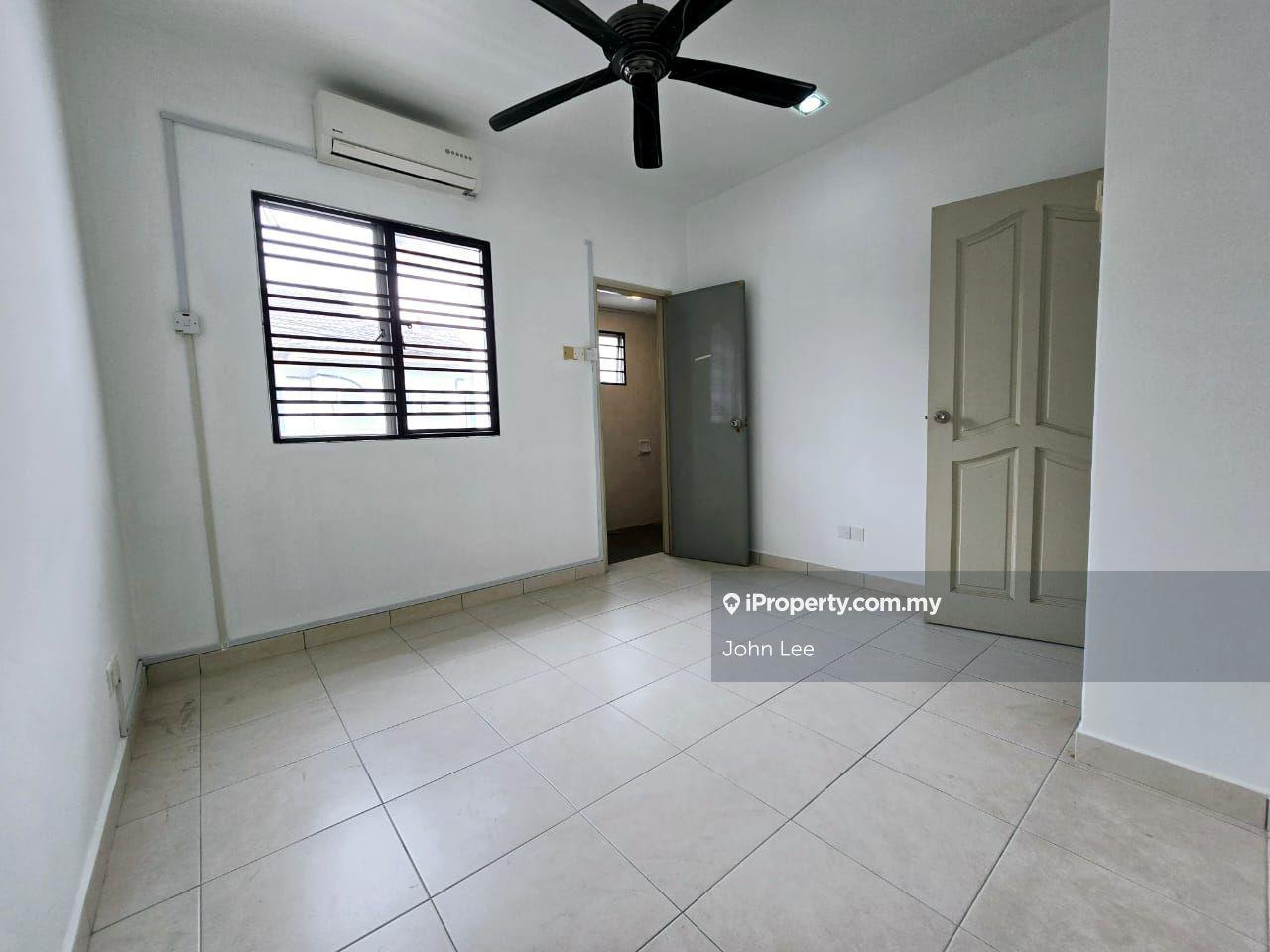 Rumah Berangkai 2 Tingkat untuk Dijual di Taman Putra Prima, Puchong oleh John Lee - iProperty.com.my