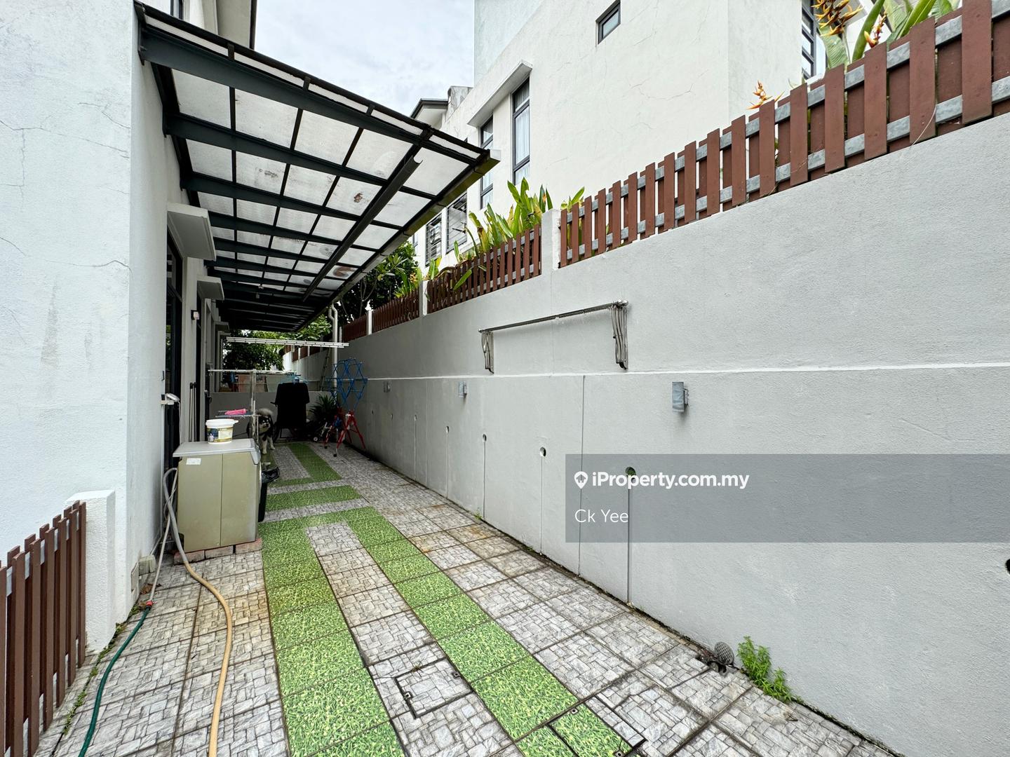 Rumah Berkembar untuk Dijual di Sunway Eastwood, Seri Kembangan oleh Ck Yee - iProperty.com.my