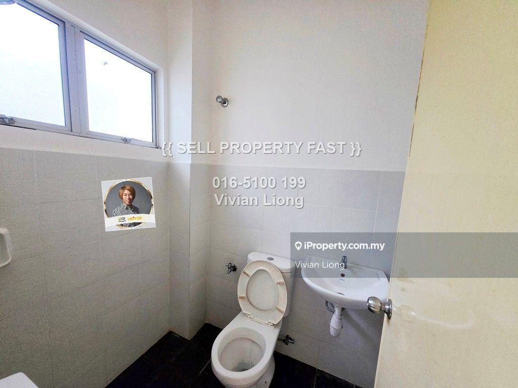 Rumah Berangkai 2 Tingkat untuk Dijual di Taman Pelangi Semenyih, Semenyih oleh Vivian Liong - iProperty.com.my