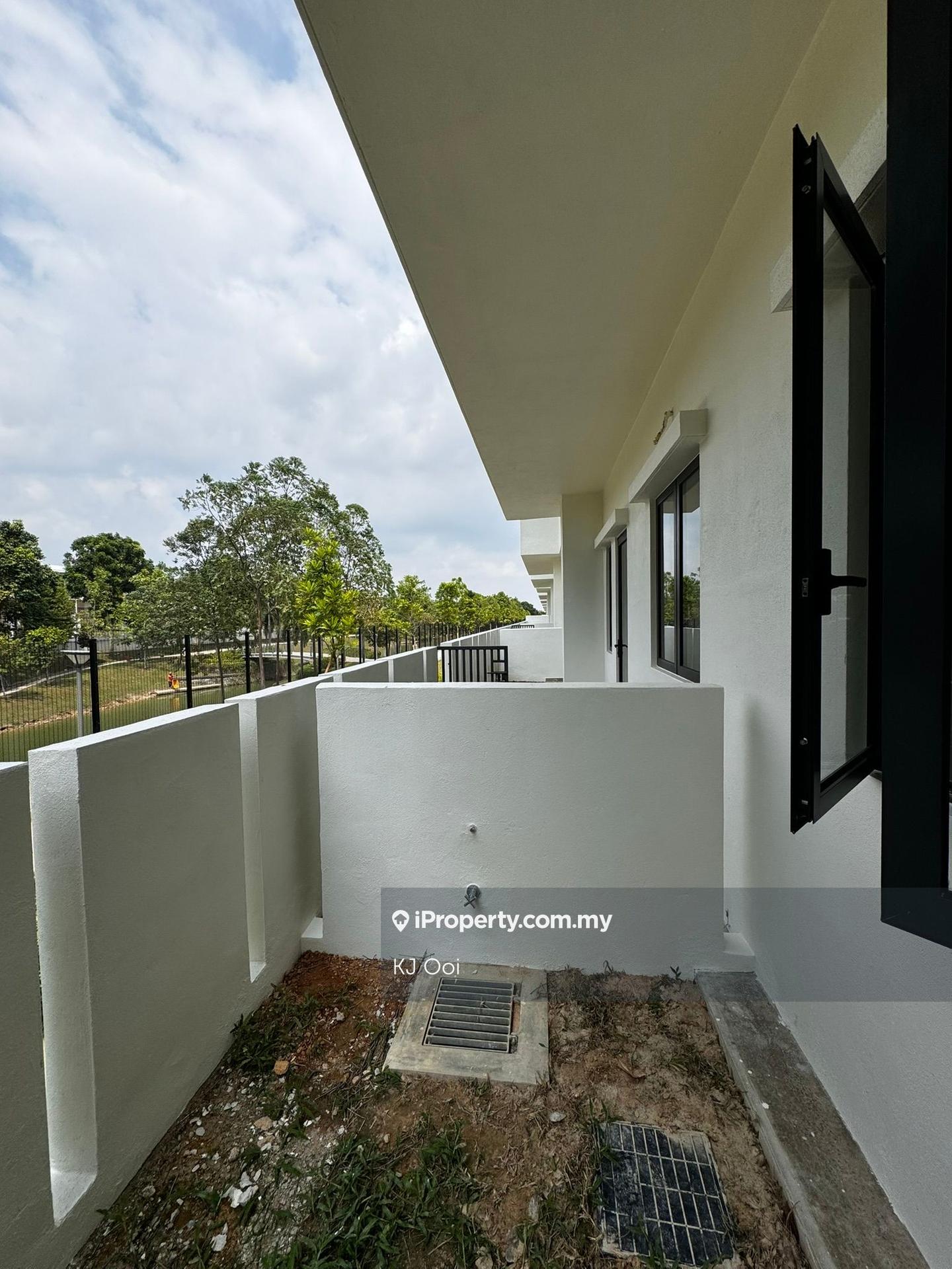 Rumah Berangkai 2 Tingkat untuk Dijual di Bandar Tropicana Aman, Telok Panglima Garang oleh KJ Ooi - iProperty.com.my