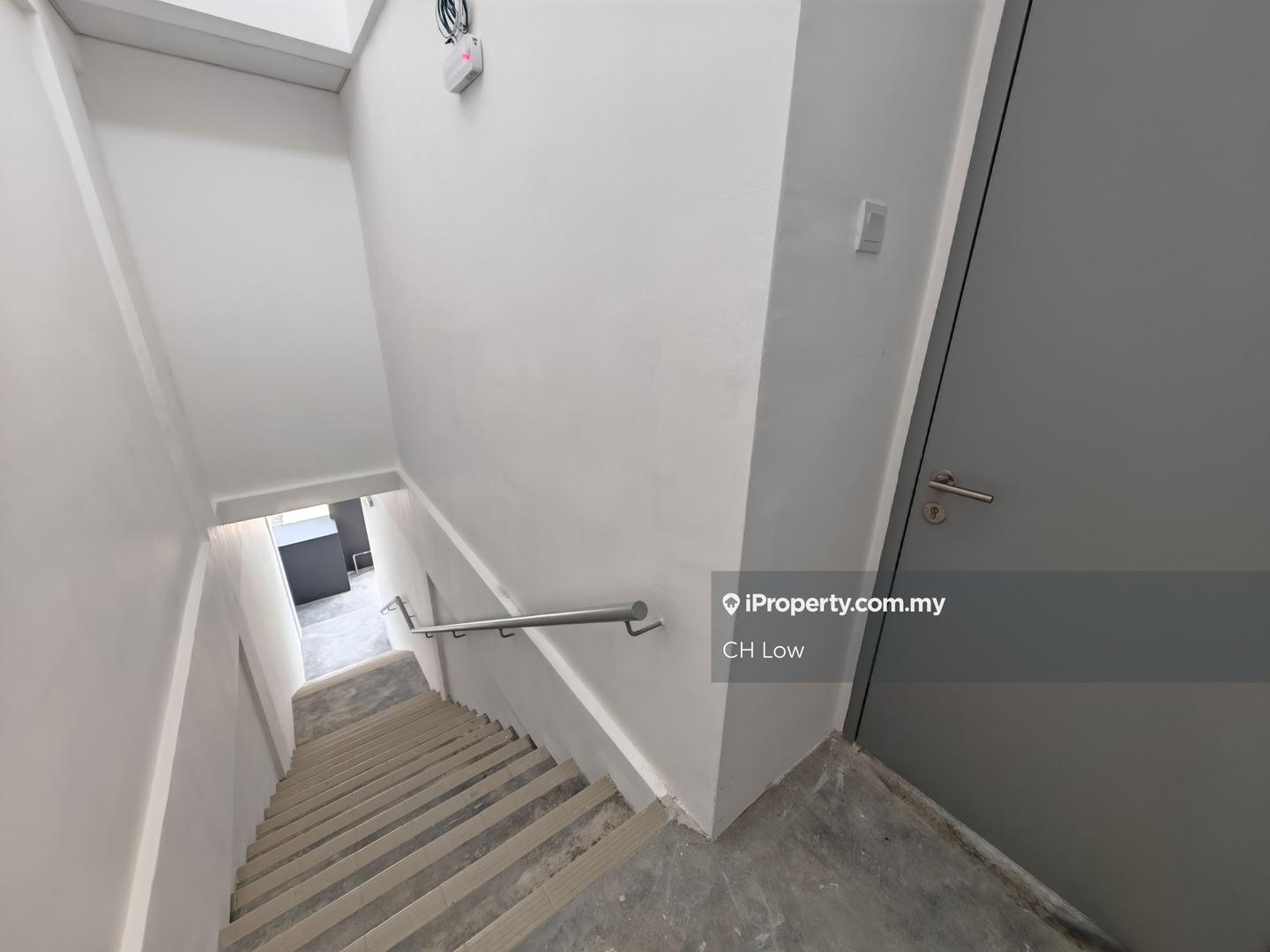 Kilang Teres untuk Dijual di Ampang, Ampang oleh CH Low - iProperty.com.my