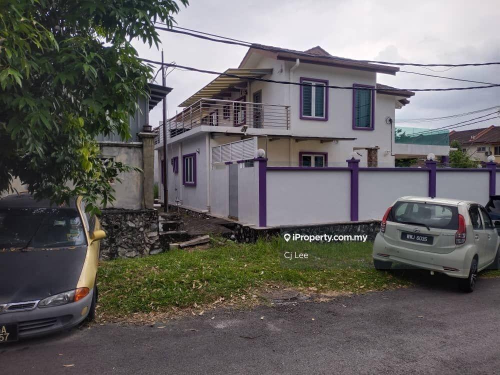 Semi-Detached House for Sale in Taman Lestari Putra, Seri Kembangan by Cj Lee - iProperty.com.my