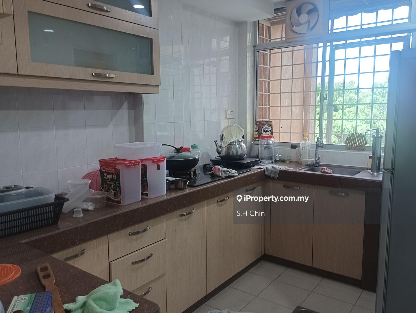 Pangsapuri untuk Dijual di Casa Ria Apartment oleh S.H Chin - iProperty.com.my