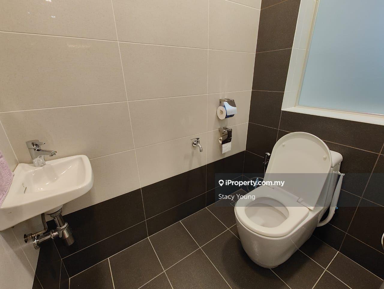 Rumah Berkembar untuk Dijual di Bukit Sungai Long, Kajang oleh Stacy Young - iProperty.com.my