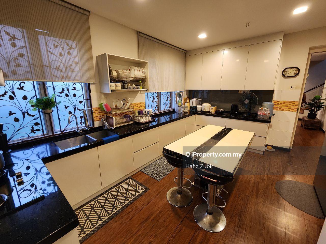 Semi-Detached House for Sale in Bandar Seri Putra, Bangi by Hafiz Zubir - iProperty.com.my