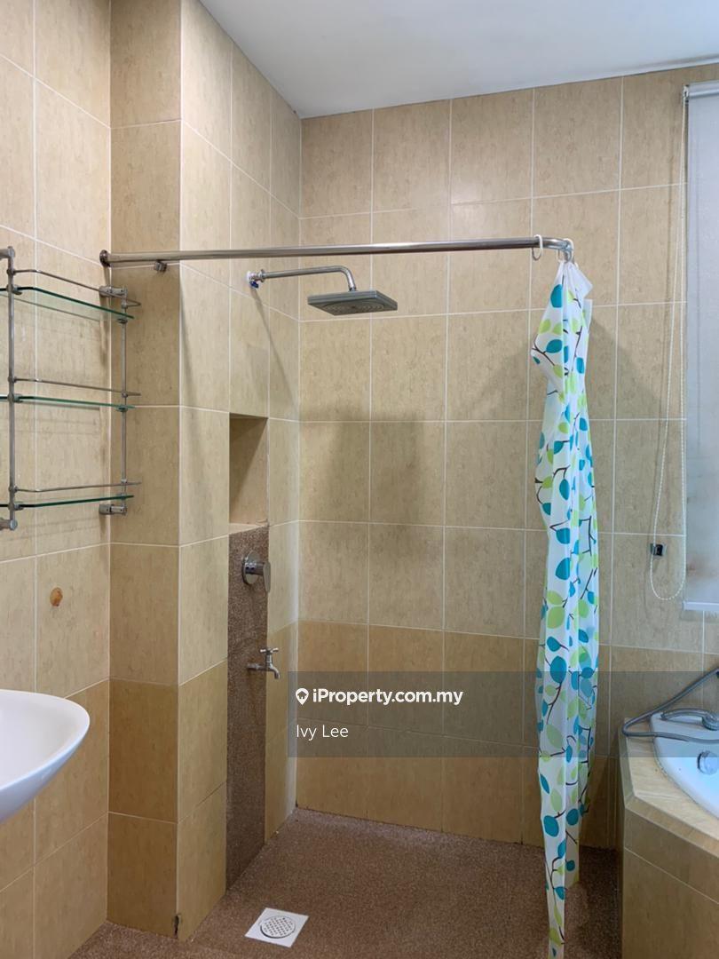 Banglo untuk Dijual di Taman Mount Austin, Johor Bahru oleh Ivy Lee - iProperty.com.my