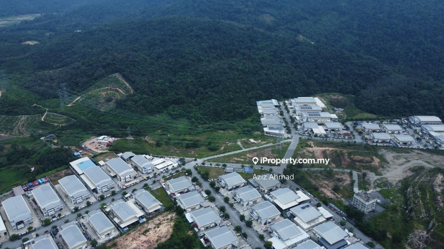 Tanah Pertanian untuk Dijual di Kawasan Perindustrian Hi-Tech 7, Semenyih oleh Aziz Ahmad - iProperty.com.my