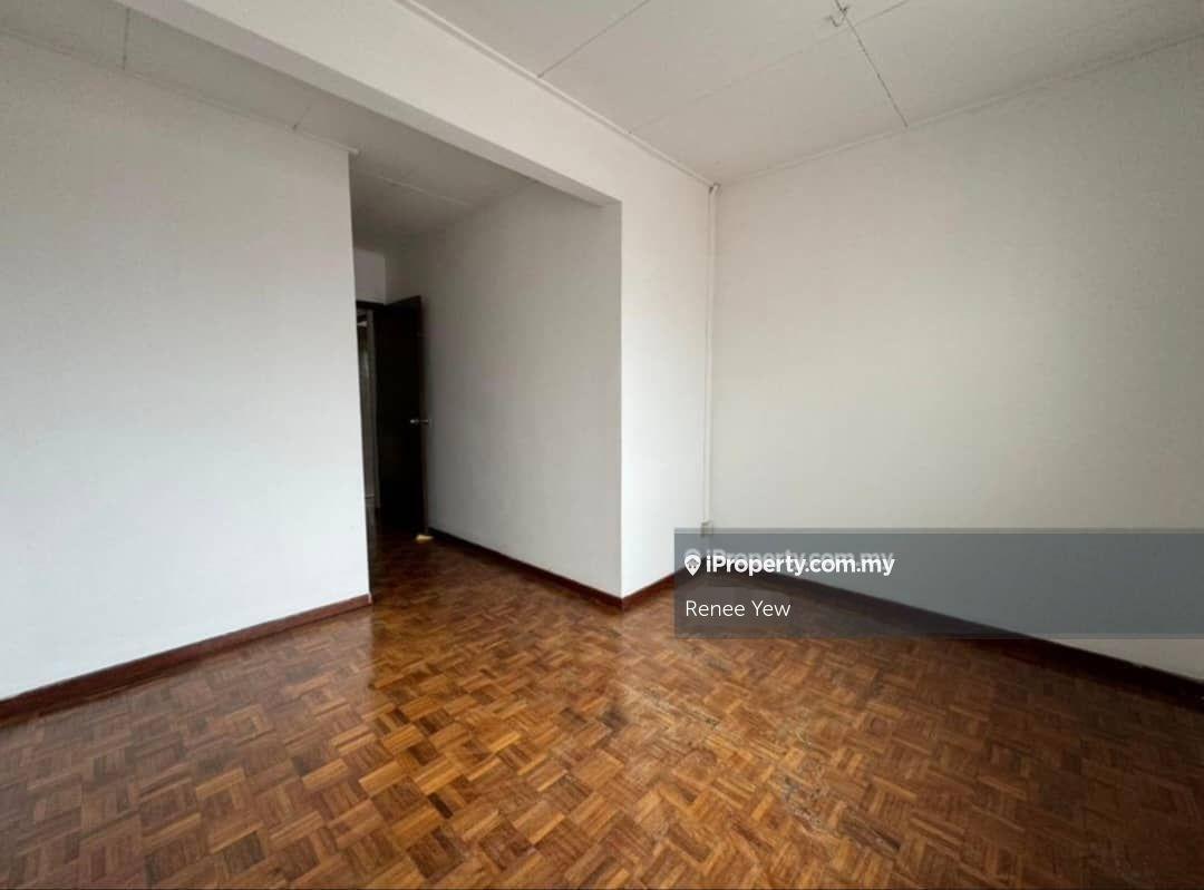 1.5-storey Terraced House for Sale in Sri Petaling Zone J,Sri Petaling,Kuala Lumpur, Sri Petaling by Renee Yew - iProperty.com.my