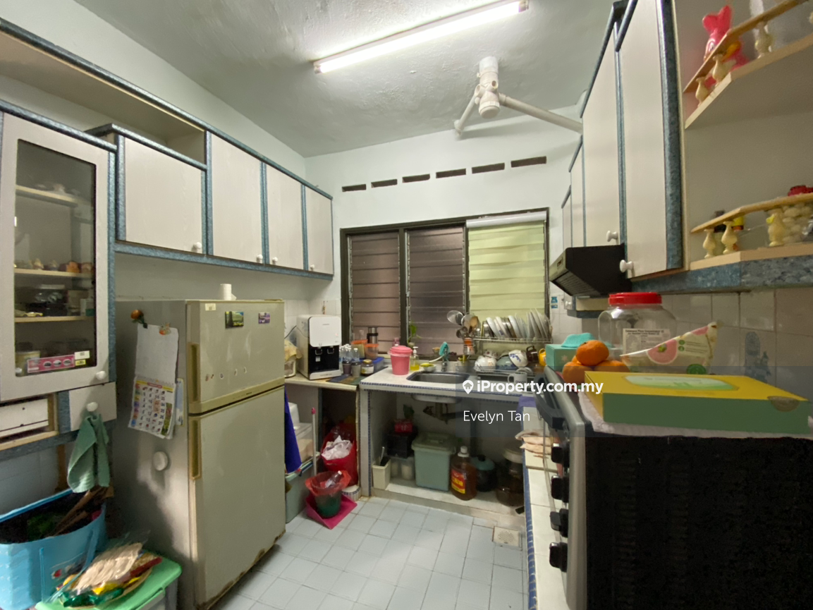 Pangsapuri untuk Dijual di Subang Perdana Goodyear Court 9 oleh Evelyn Tan - iProperty.com.my