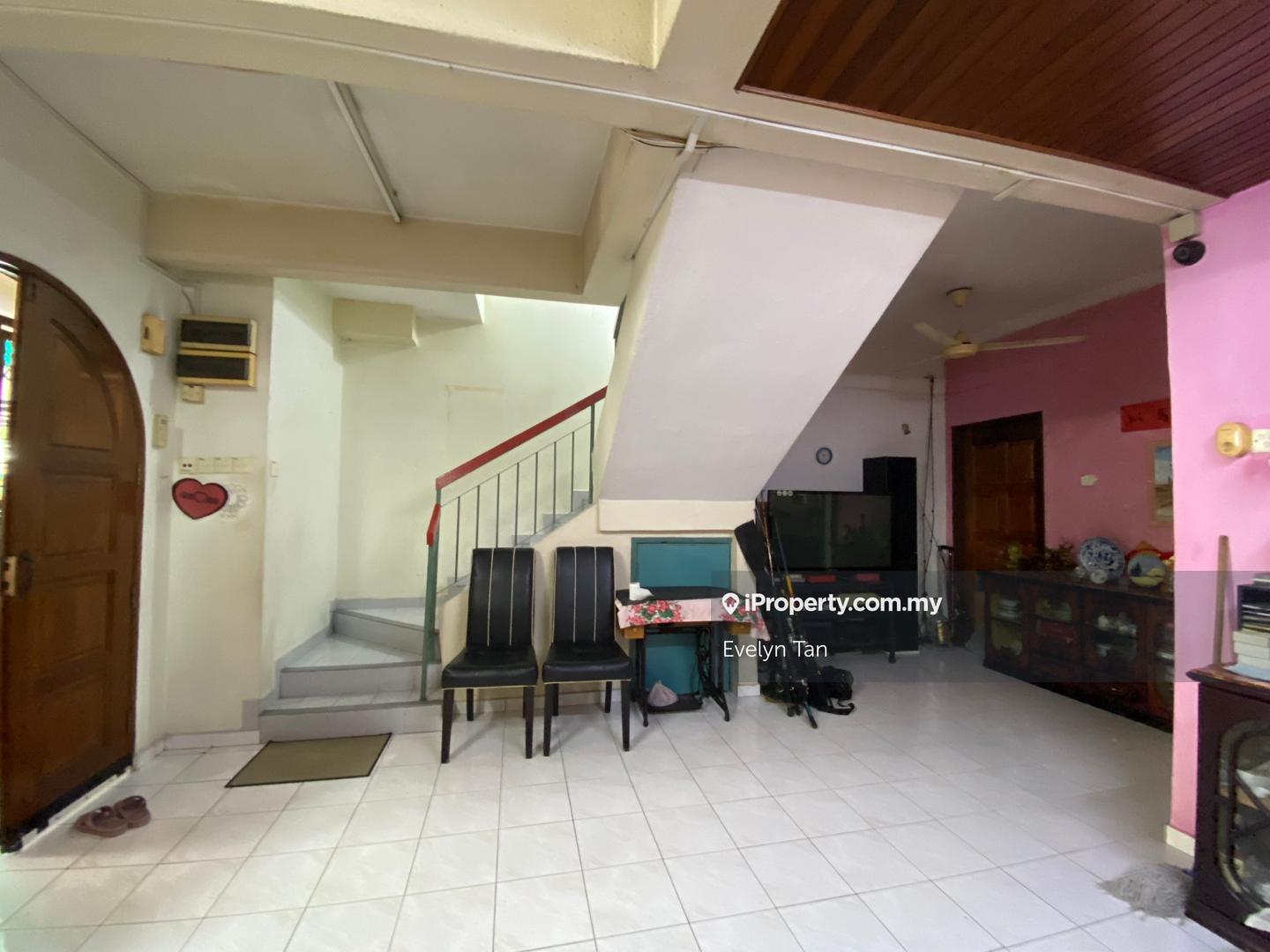 Rumah Berangkai 2 Tingkat untuk Dijual di Subang Jaya, Selangor oleh Evelyn Tan - iProperty.com.my