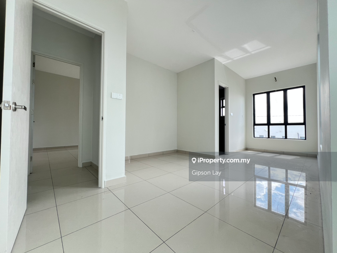 Rumah Berangkai 2 Tingkat untuk Dijual di Taman Tasik Indah, Kluang oleh Gipson Lay - iProperty.com.my