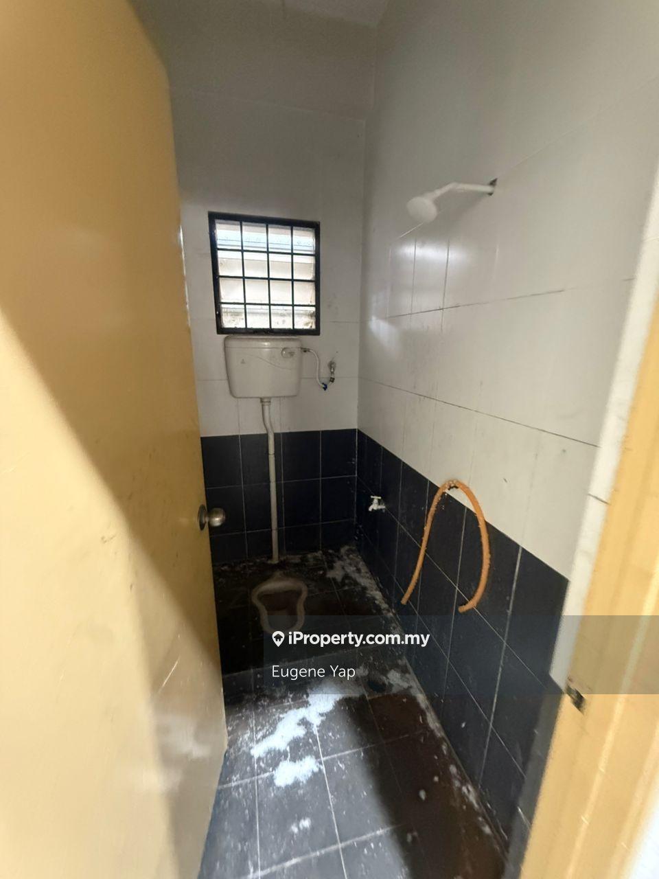 Kilang Teres untuk Dijual di Bukit Kemuning , Seksyen 34 @ Shah Alam, Shah Alam oleh Eugene Yap - iProperty.com.my