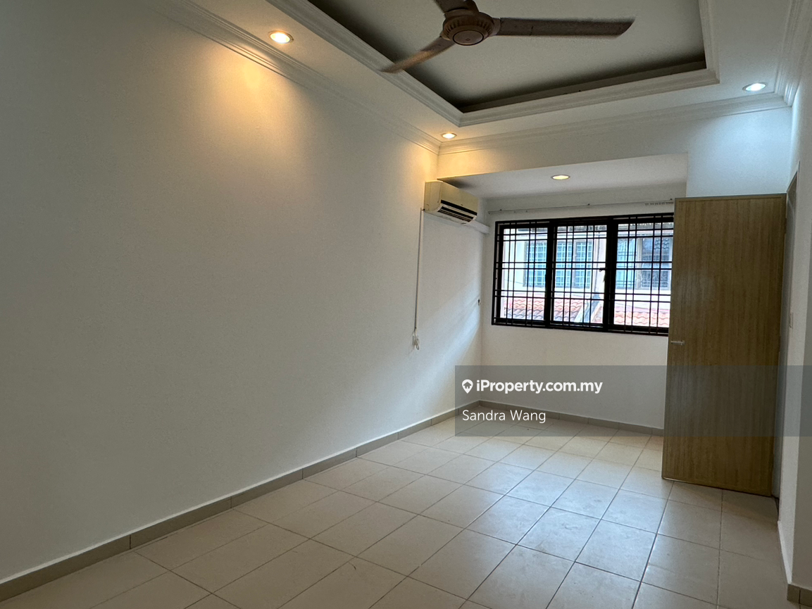 2.5-storey Terraced House for Sale in Bandar Utama 6, Bandar Utama by Sandra Wang - iProperty.com.my
