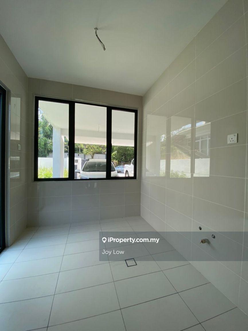 Rumah Berangkai 4.5 Tingkat untuk Dijual di Kelab Ukay Residence, Ampang, Ampang oleh Joy Low - iProperty.com.my