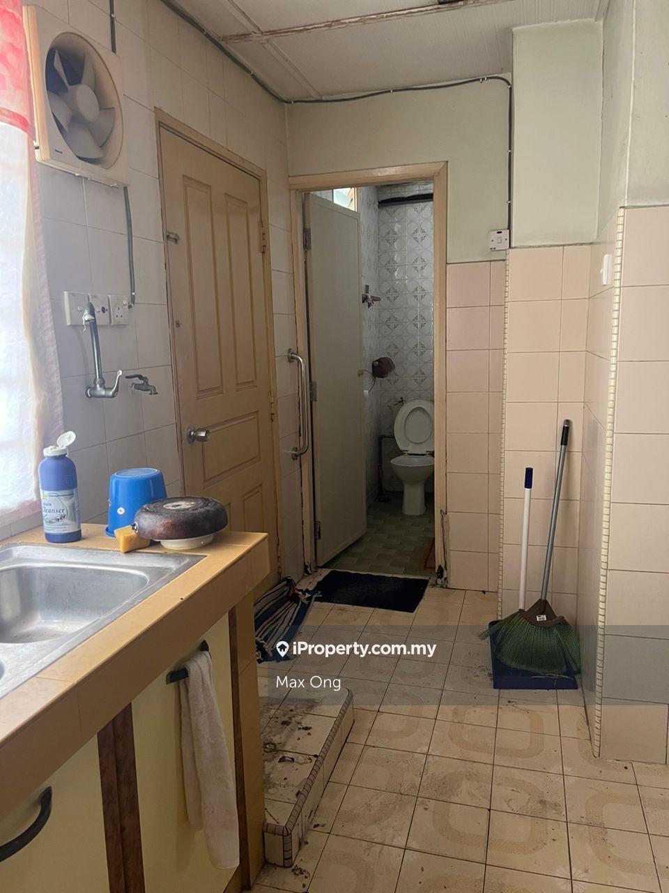 Rumah Berangkai 2 Tingkat untuk Dijual di Kepong Baru, Taman sinar suria, Kepong oleh Max Ong - iProperty.com.my