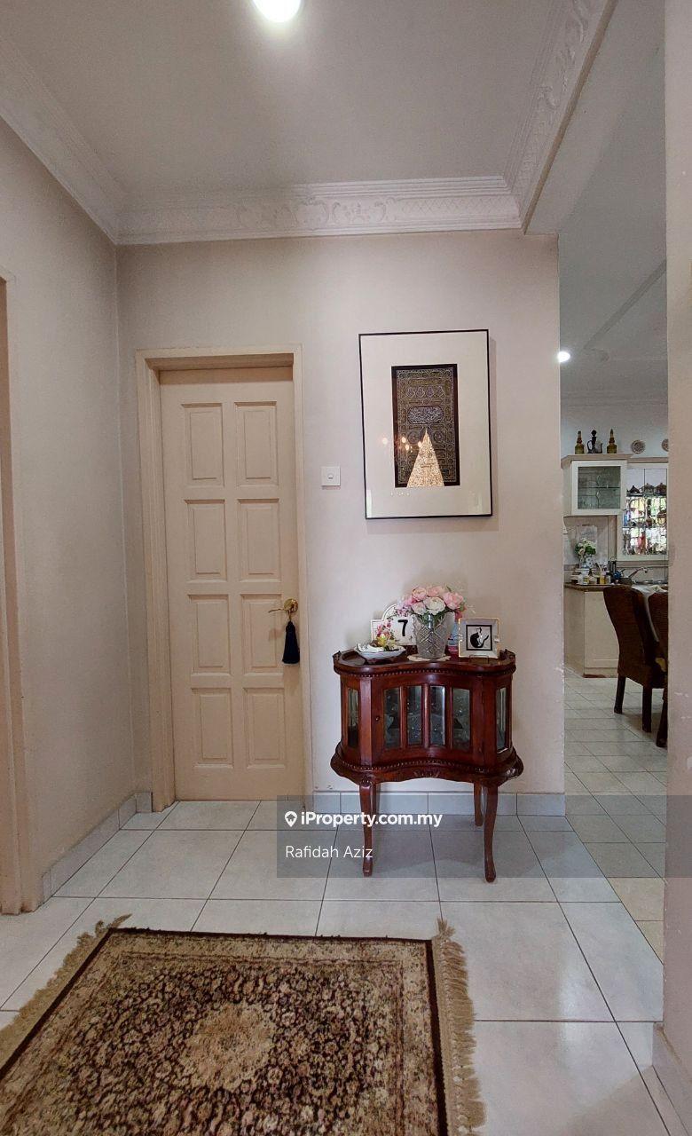 Rumah Berkembar untuk Dijual di Seksyen 8, Kota Damansara oleh Rafidah Aziz - iProperty.com.my