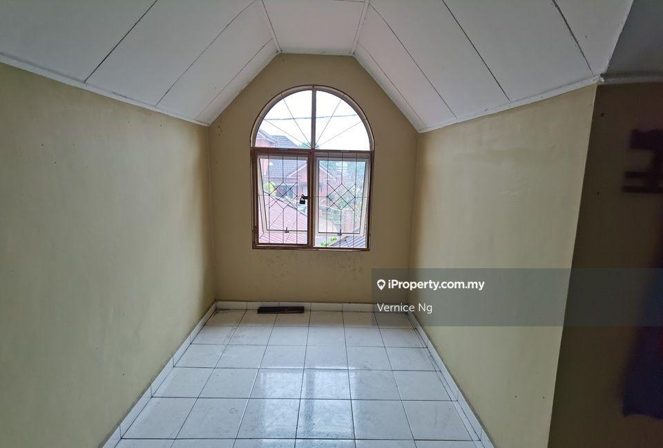 Bungalow House for Sale in Pantai Sepang Putra, Sg Pelek, Bagan Lalang, Sepang by Vernice Ng - iProperty.com.my