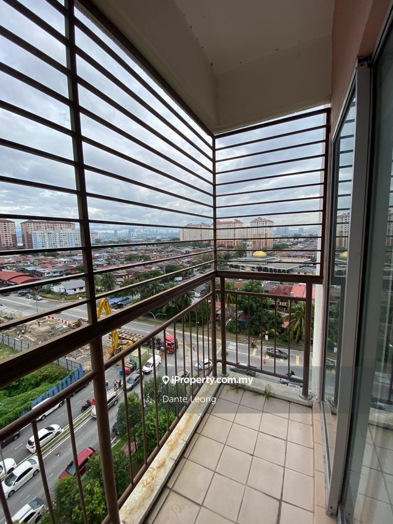 Condominium for Sale in Villaria by Dante Leong - iProperty.com.my