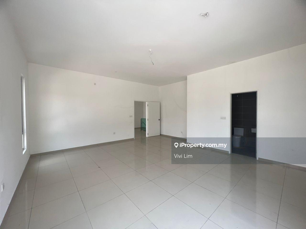 Rumah Berangkai 2 Tingkat untuk Dijual di fupn1, Kluang oleh Vivi Lim - iProperty.com.my