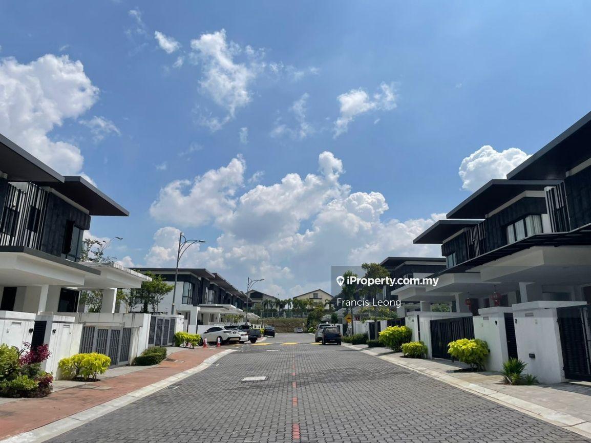 2-storey Terraced House for Sale in 16 Sierra, Puchong by Francis Leong - iProperty.com.my