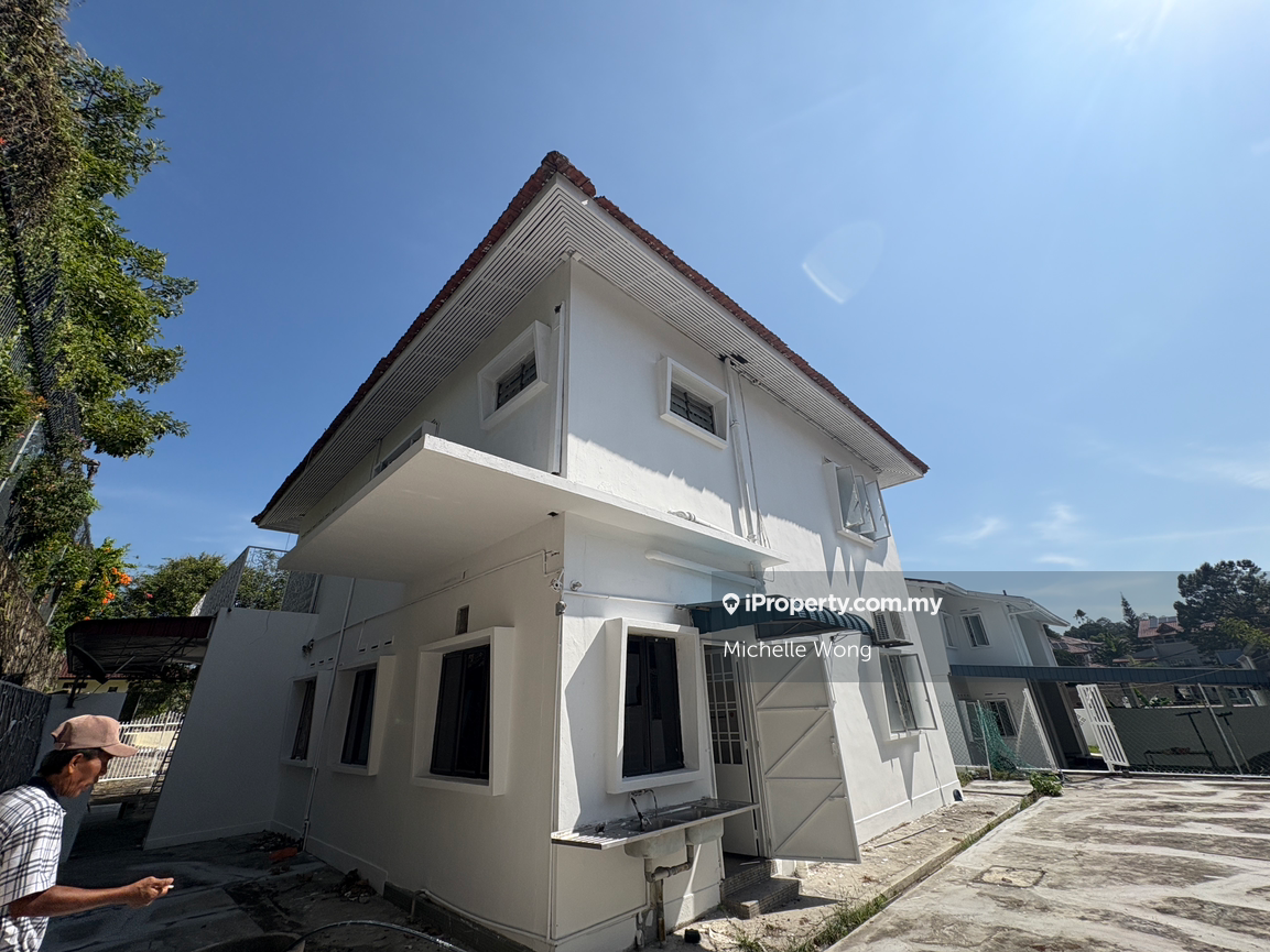 Rumah Berkembar untuk Disewa di Taman Nong Chik, Johor Bahru oleh Michelle Wong - iProperty.com.my