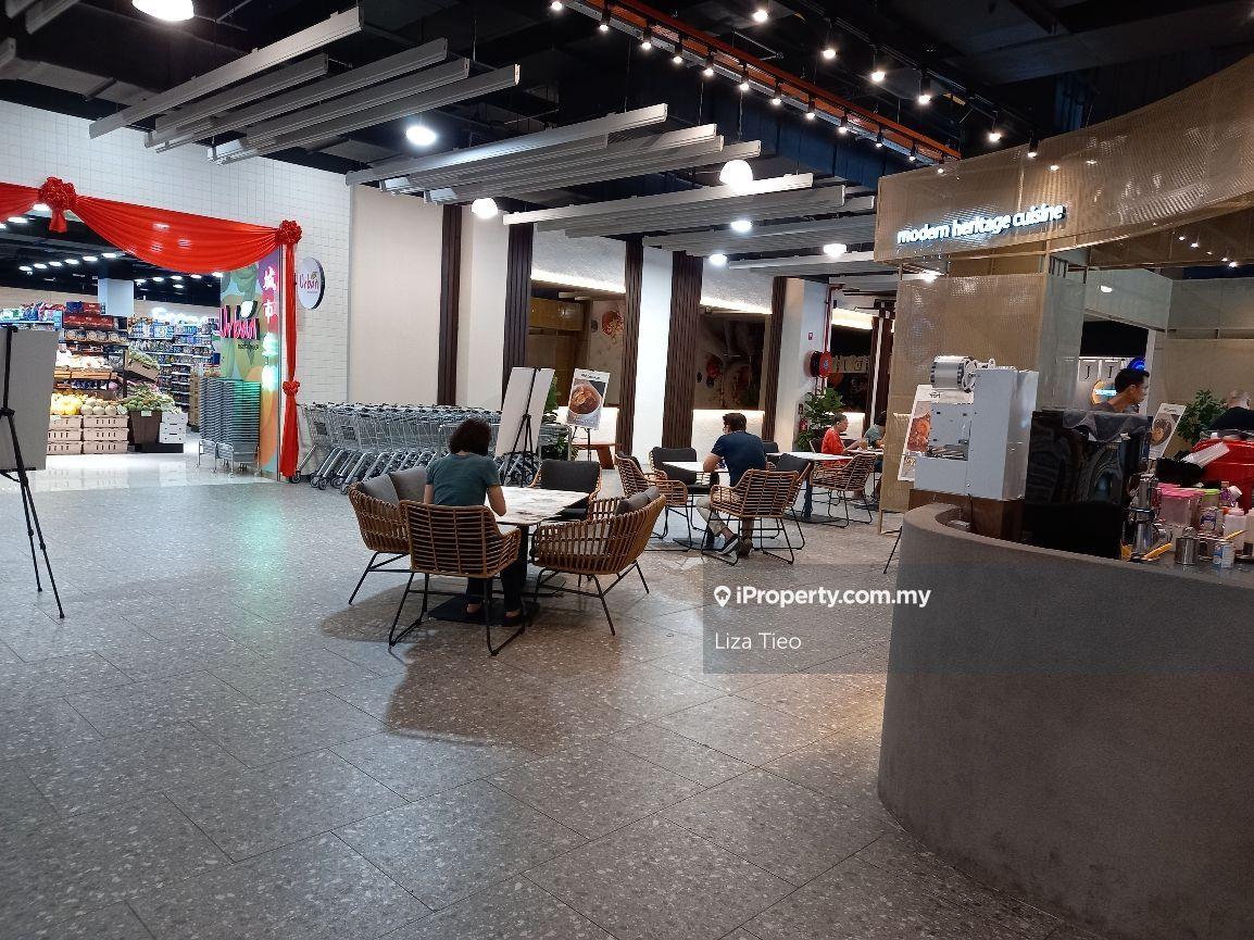 Service Residence for Rent in Seventeen Residences (Biji Living) by Liza Tieo - iProperty.com.my