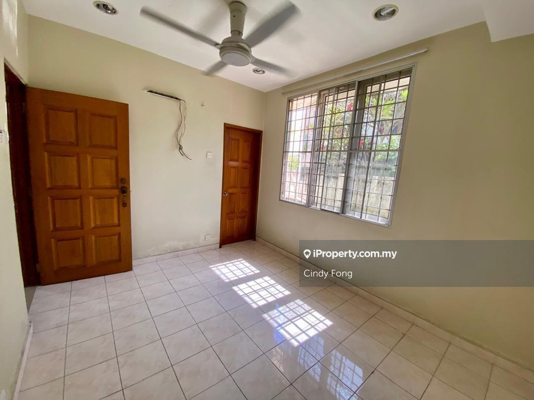 Semi-Detached House for Sale in Kelana Jaya, Petaling Jaya by Cindy Fong - iProperty.com.my