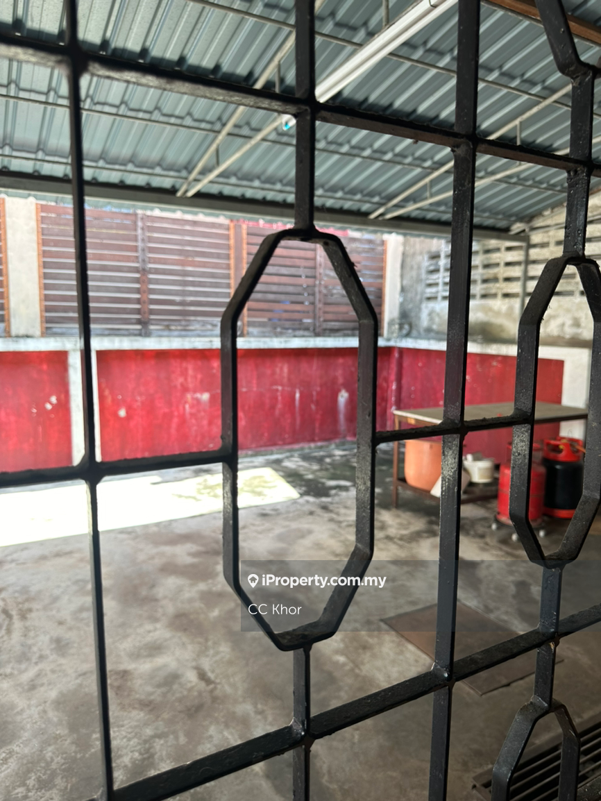 Semi-Detached House for Sale in Chabang Tiga, Kuala Terengganu by CC Khor - iProperty.com.my