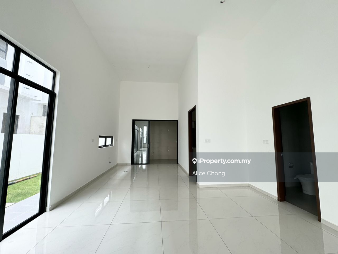 Cluster House for Sale in The Kews Senibong Leisure Farm, Gelang Patah by Alice Chong - iProperty.com.my