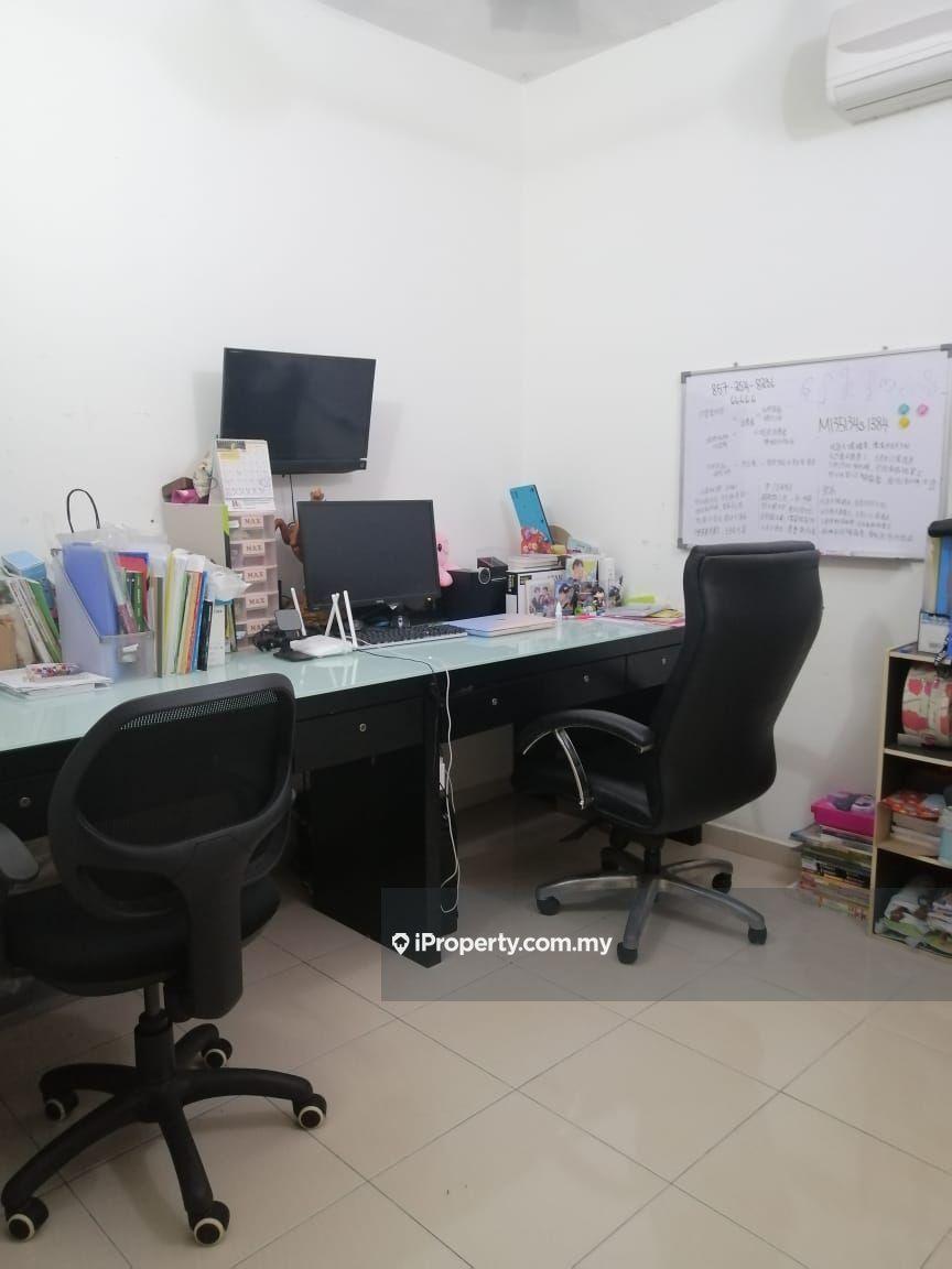 Townhouse for Sale in No 18, Alam Sanctuary, Taman Alam Putra, Seri Kembangan by CK Pang - iProperty.com.my