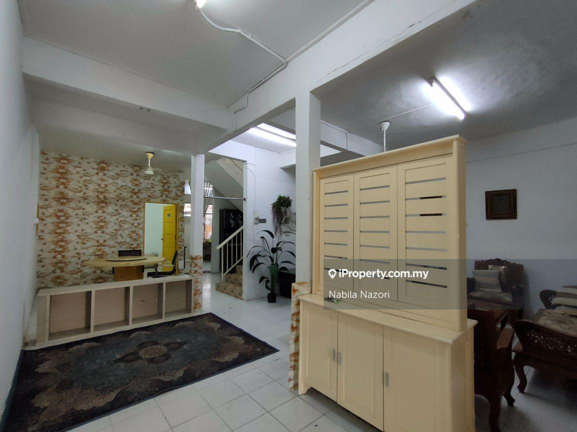 Rumah Berangkai 2 Tingkat untuk Dijual di Kota Bharu, Kelantan oleh Nabila Nazori - iProperty.com.my