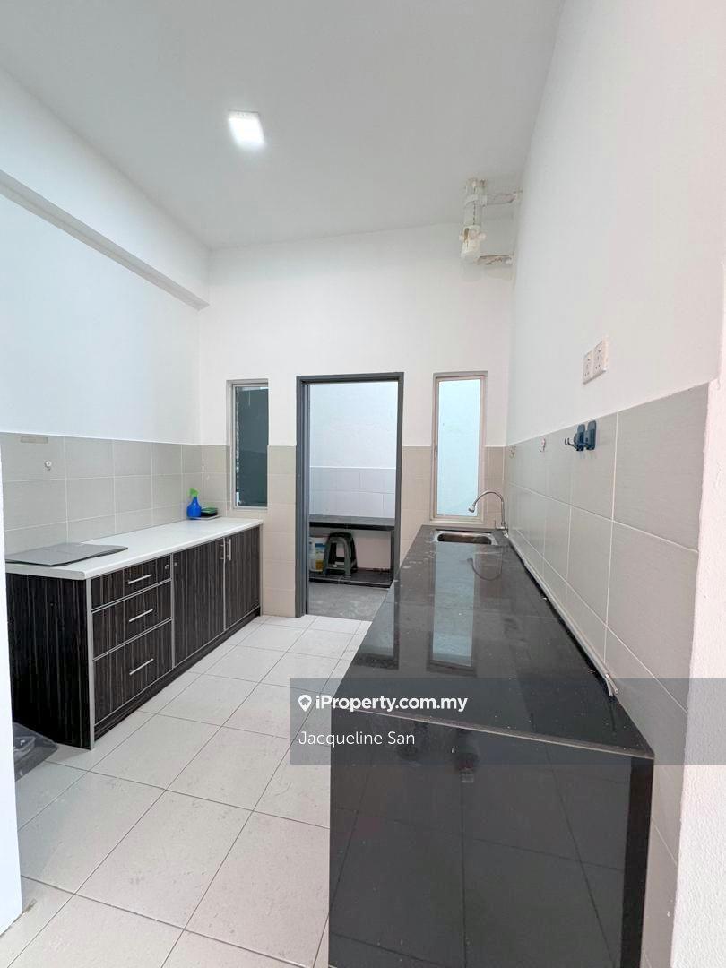 Pangsapuri untuk Dijual di Suria Residence oleh Jacqueline San - iProperty.com.my