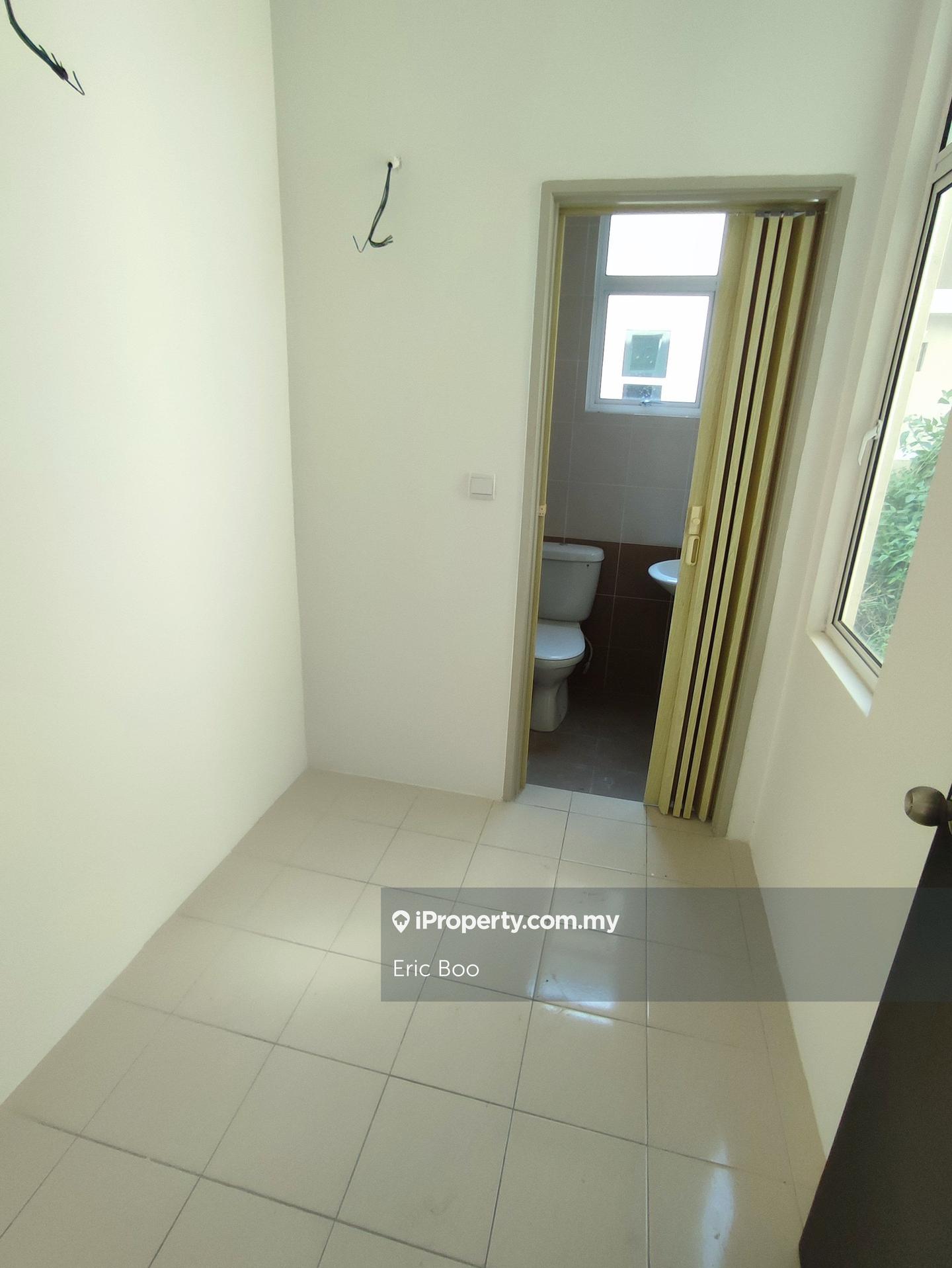Semi-Detached House for Sale in Double Storey SemiD Hijauan Hills, Simpang Ampat by Eric Boo - iProperty.com.my