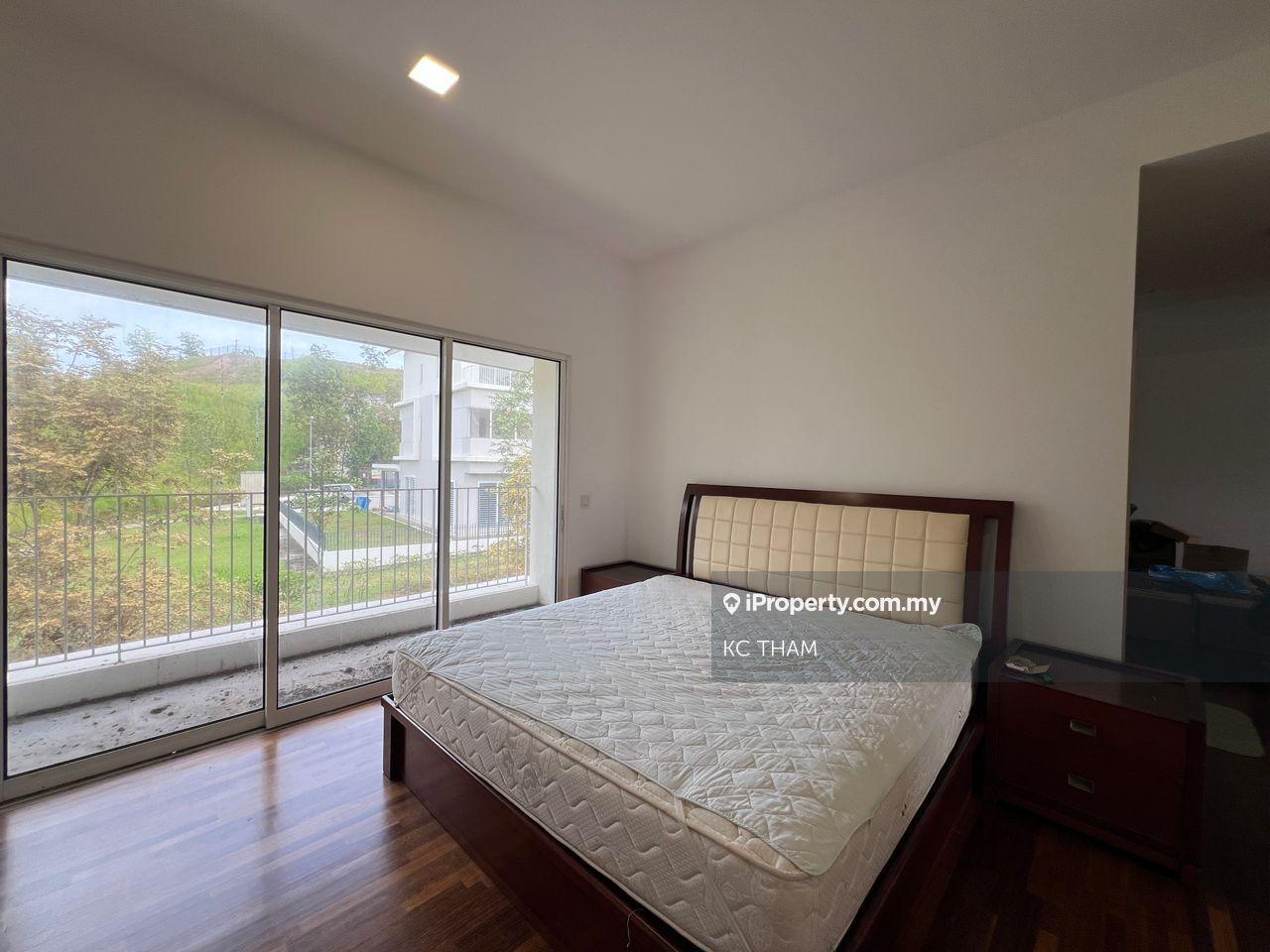 Rumah Berangkai 3 Tingkat untuk Dijual di Camelia @ Tamansari Rawang, Rawang oleh KC THAM - iProperty.com.my