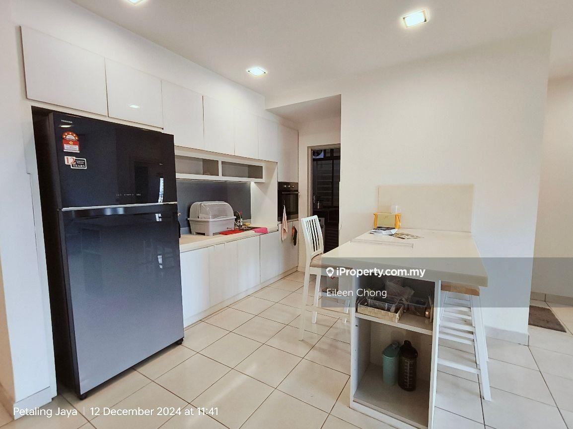 Service Residence for Rent in Pelangi Damansara Sentral by Eileen Chong - iProperty.com.my