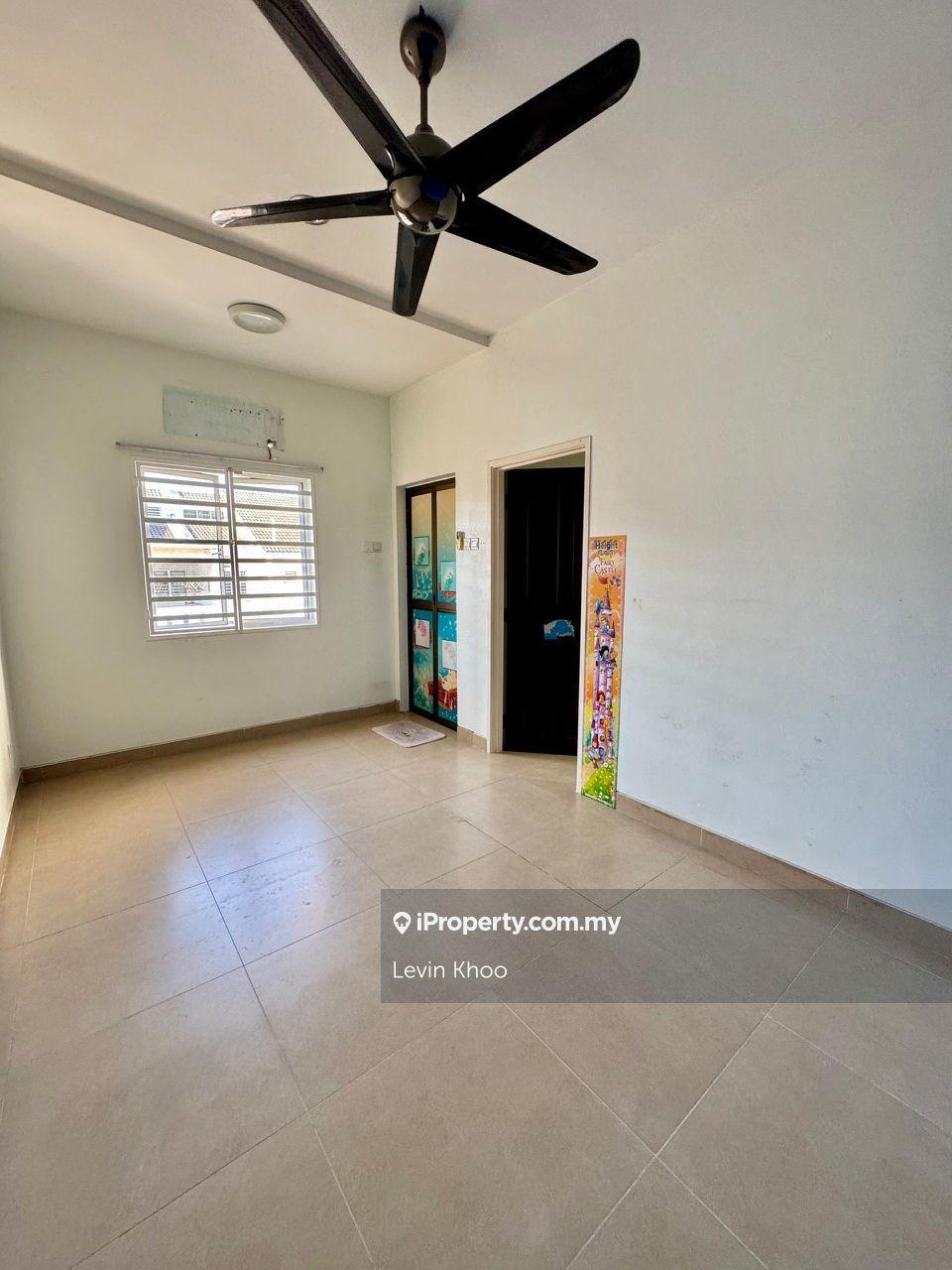 Rumah Berangkai 2 Tingkat untuk Dijual di Kota Emerald, Rawang oleh Levin Khoo - iProperty.com.my