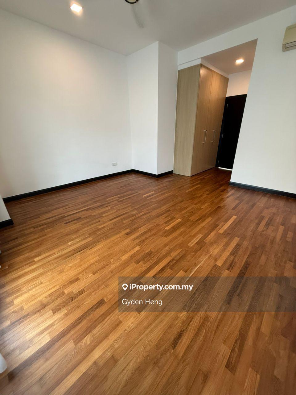 Rumah Berkembar untuk Dijual di Leisure Farm, Gelang Patah oleh Gyden Heng - iProperty.com.my