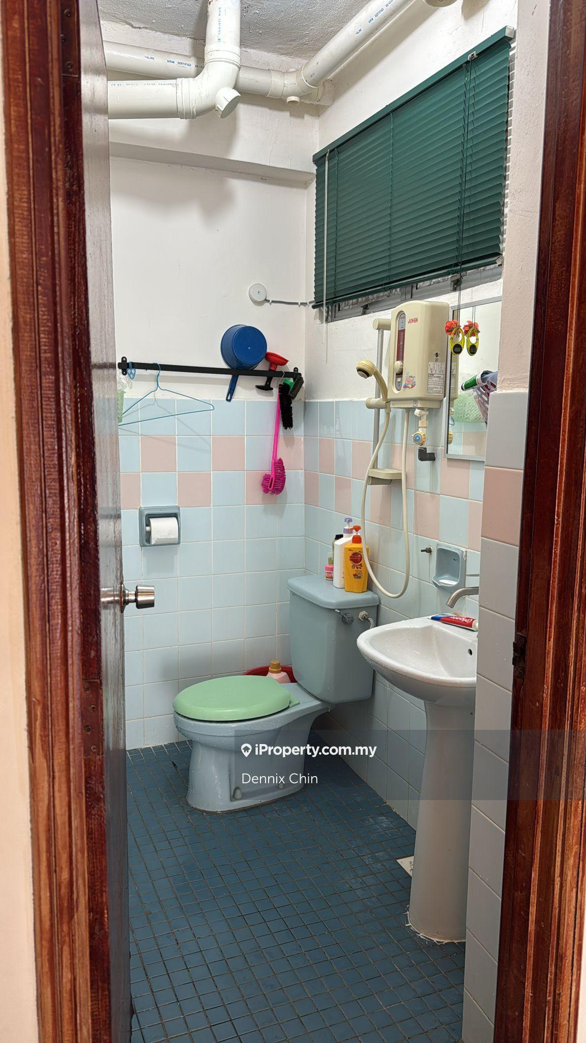 Residensi Servis untuk Dijual di Ocean View Resort oleh Dennix Chin - iProperty.com.my