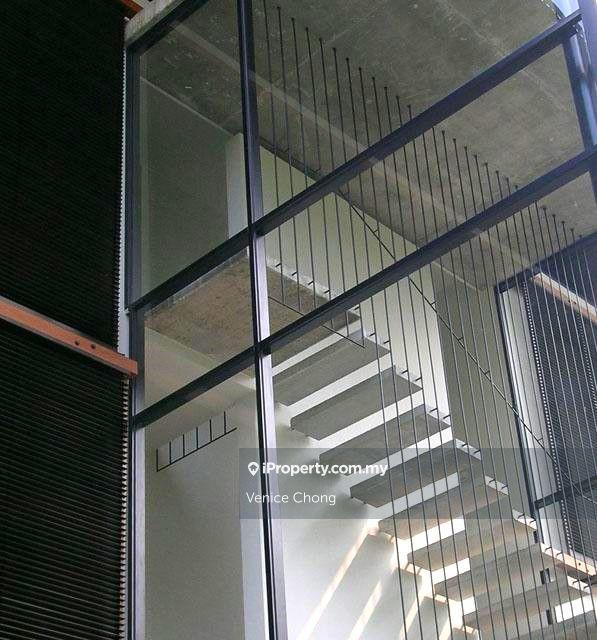 Bungalow House for Sale in Bukit Gita Bayu, Seri Kembangan by Venice Chong - iProperty.com.my