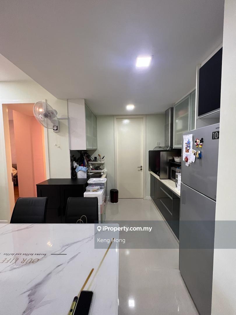 Condominium for Sale in Azelia Residence by Keng Hong - iProperty.com.my