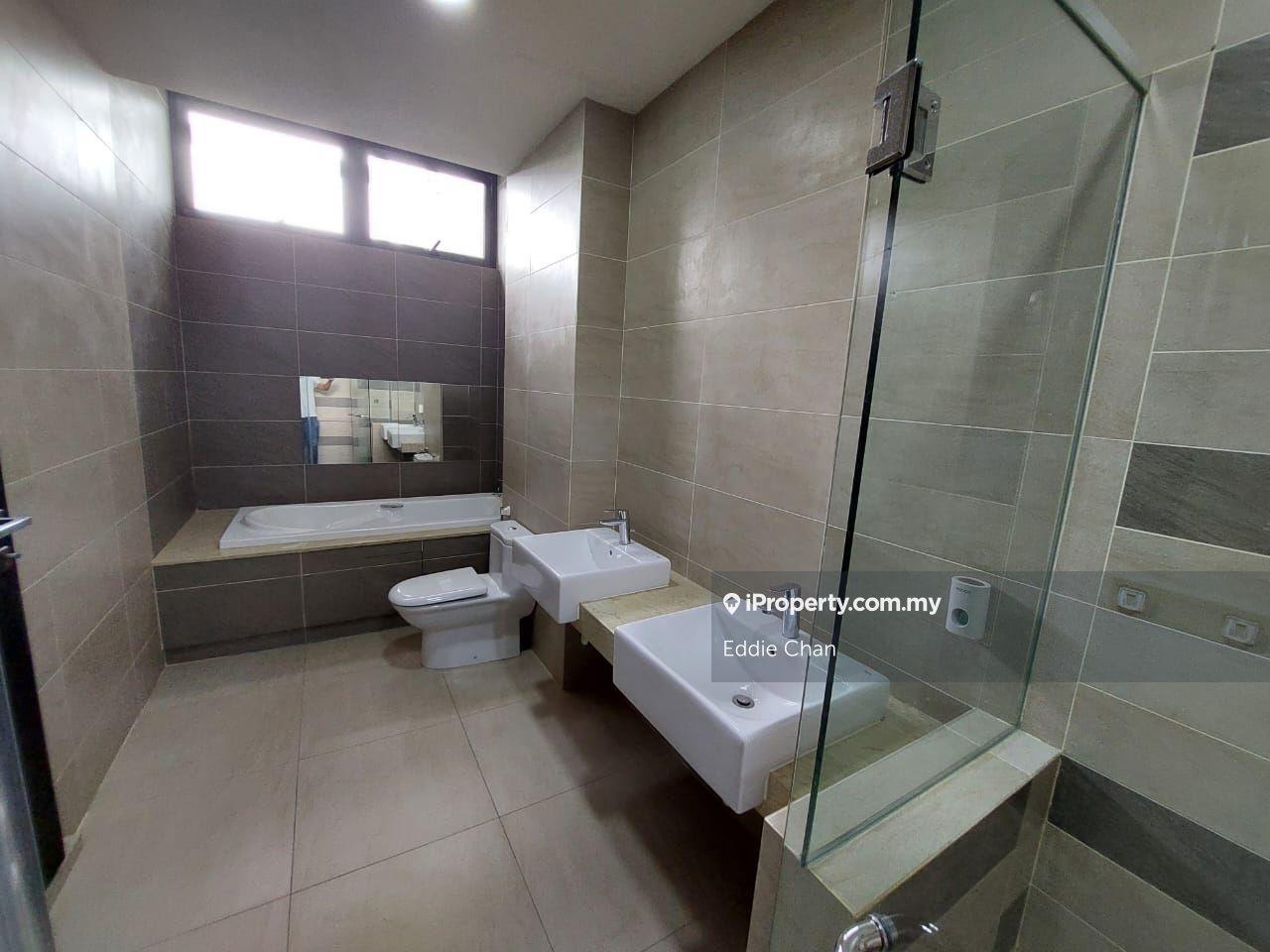 Rumah Berangkai 3 Tingkat untuk Dijual di 16 Quartz Courtyard Villa, Melawati oleh Eddie Chan - iProperty.com.my