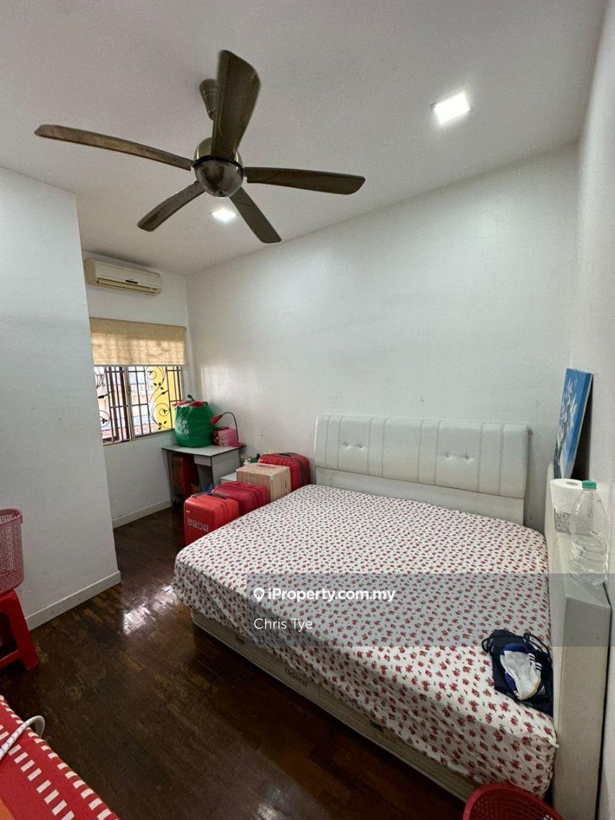 Rumah Berangkai 3 Tingkat untuk Dijual di Taman Damai Jaya, Batu Caves, Batu Caves oleh Chris Tye - iProperty.com.my