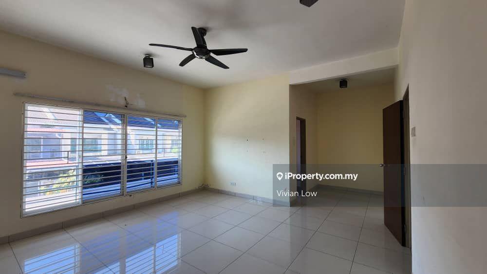 2.5-storey Terraced House for Sale in Taman Suria Tropika, Seri Kembangan by Vivian Low - iProperty.com.my