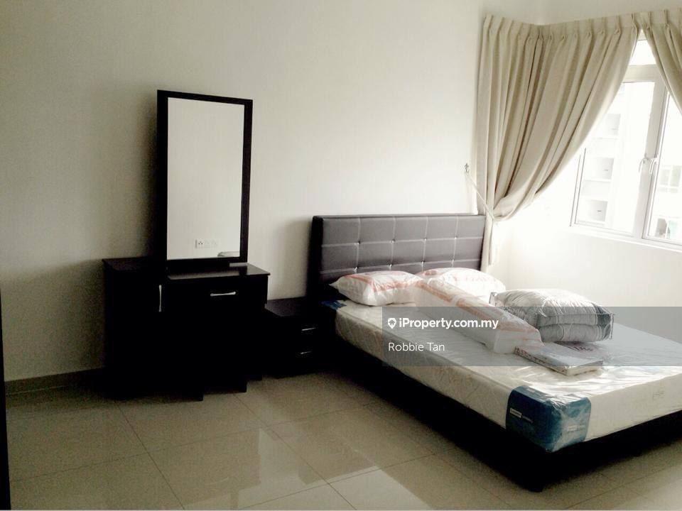 Condominium for Sale in Fairway Suites by Robbie Tan - iProperty.com.my