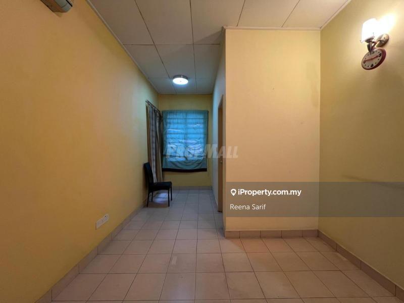 2-storey Terraced House for Sale in Superlink 2 Storey Greenlane Bukit Jelutong, Shah Alam by Reena Sarif - iProperty.com.my